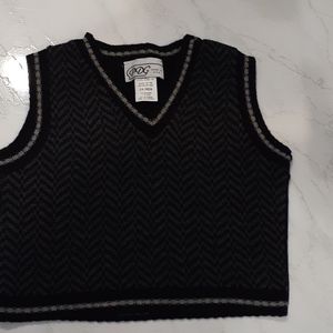 24 M Baby Vests